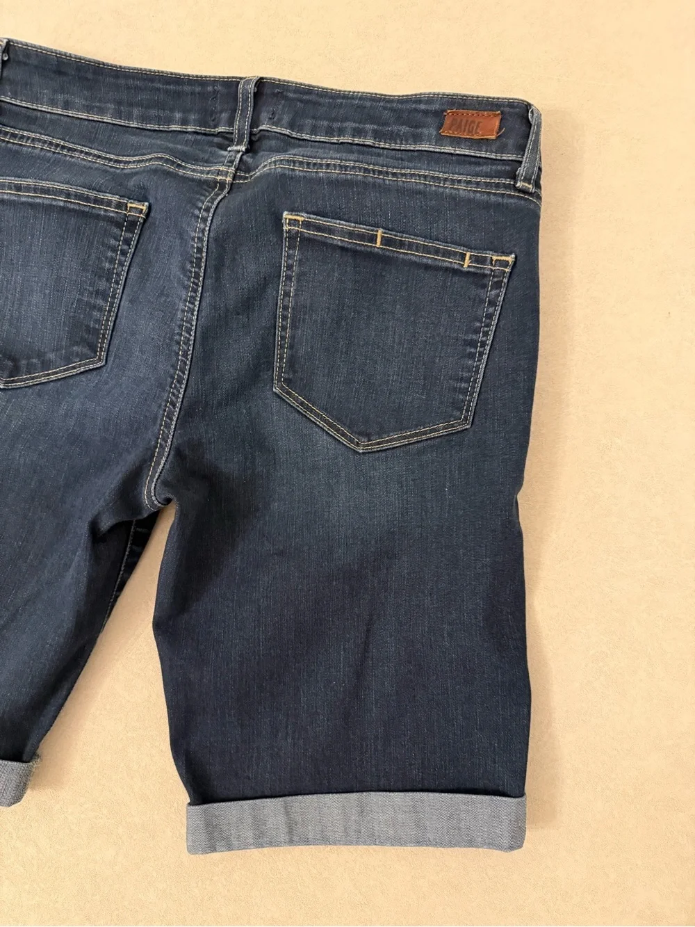 PAIGE Jax Knee Shorts 29 Kayla Dark Wash Stretch Denim Bermuda Cuffed